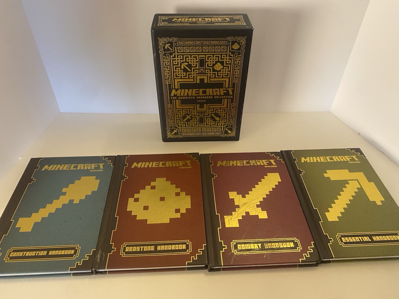 *Read Desc* Minecraft: the Complete Handbook Collection (Updated Edition) HC