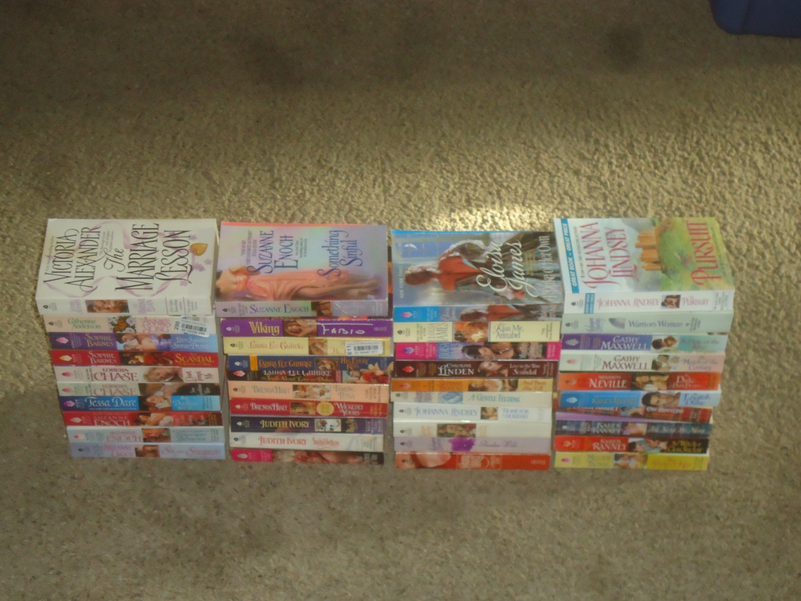 Lot 40 PB Avon Historical Romance Novels Johanna Lindsey Karen Ranney