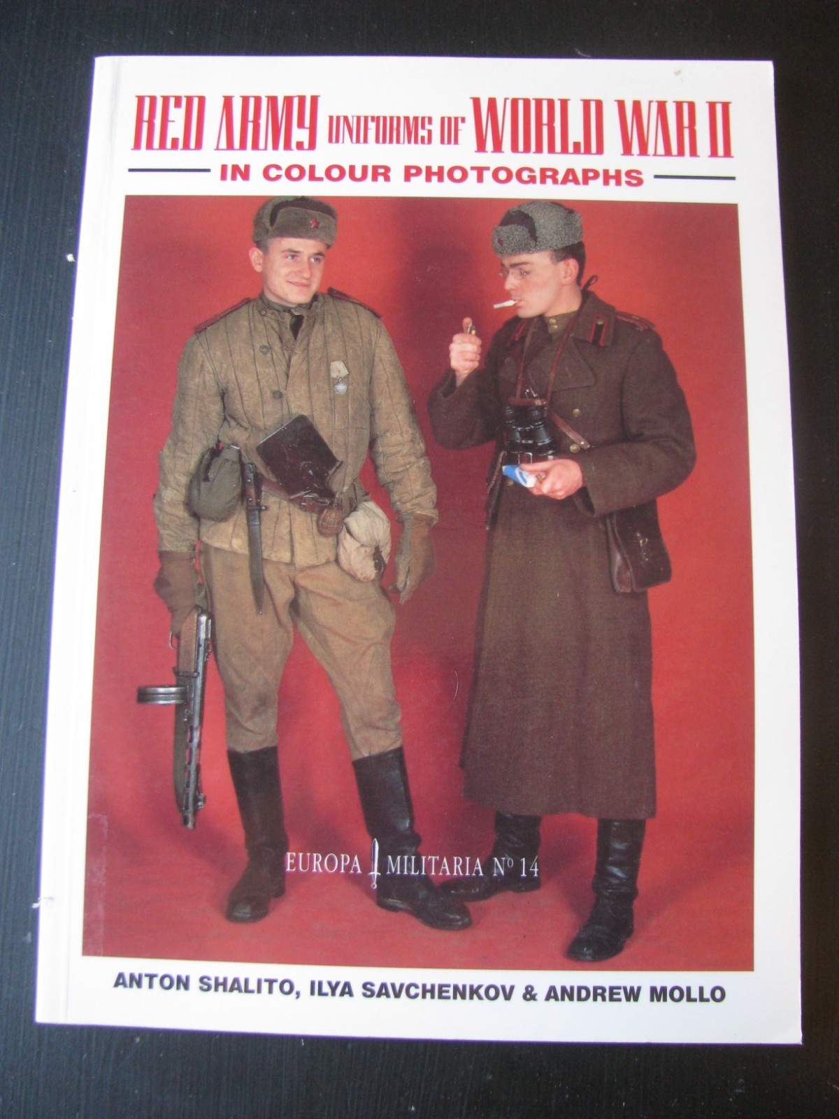 EUROPA MILITARIA #14 RED ARMY UNIFORMS OF WORLD WAR II VG/NN