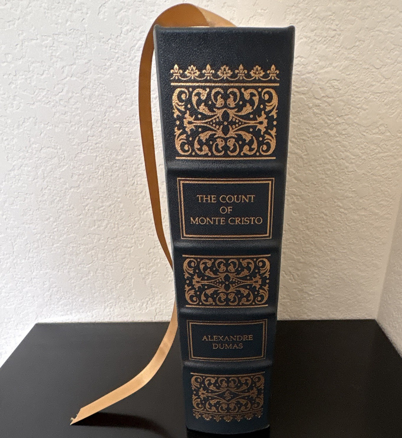 Easton Press The Count of Monte Cristo by Alexandre Dumas Leather Illus Collect