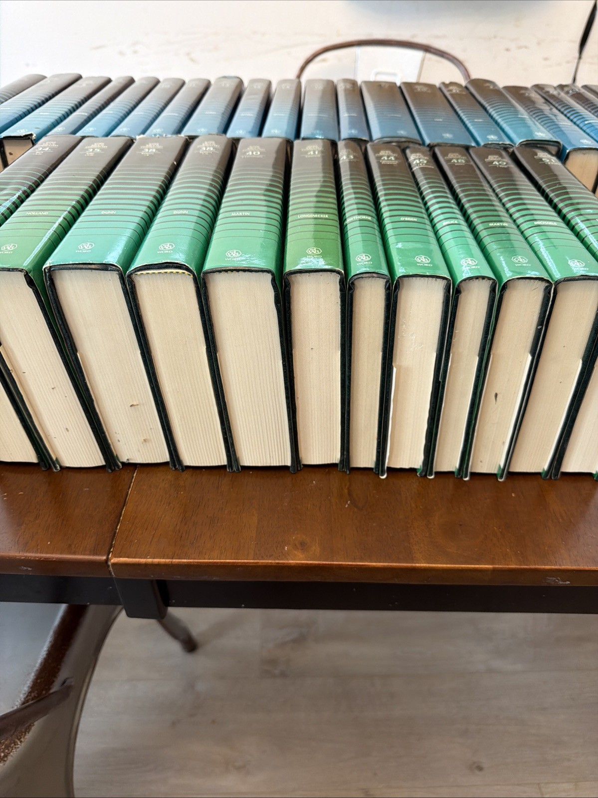 Word Biblical Commentary New & Old Testament LOT of 32 Books (Incomplete)