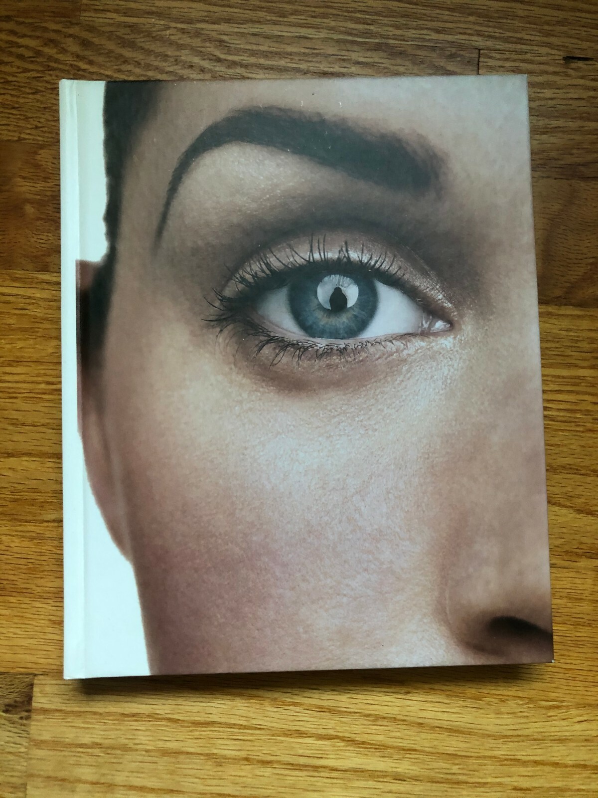 “Bobbi Brown Beauty ” The Ultimate Beauty Resource 1st Edition 1997, 242 pages.