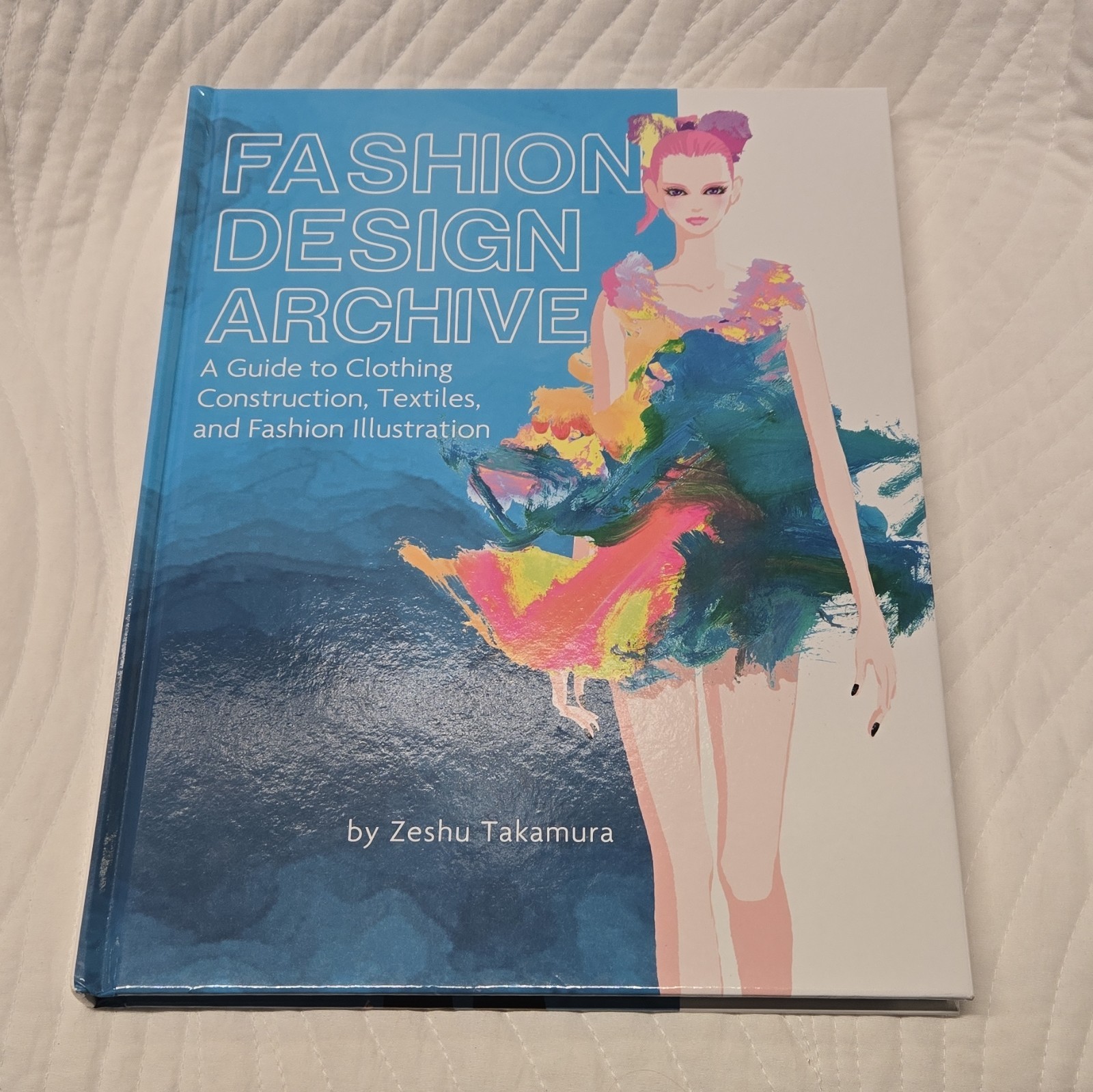 Fashion Design Archive: A Guide to Clothing Construction, Textiles, and Fashion