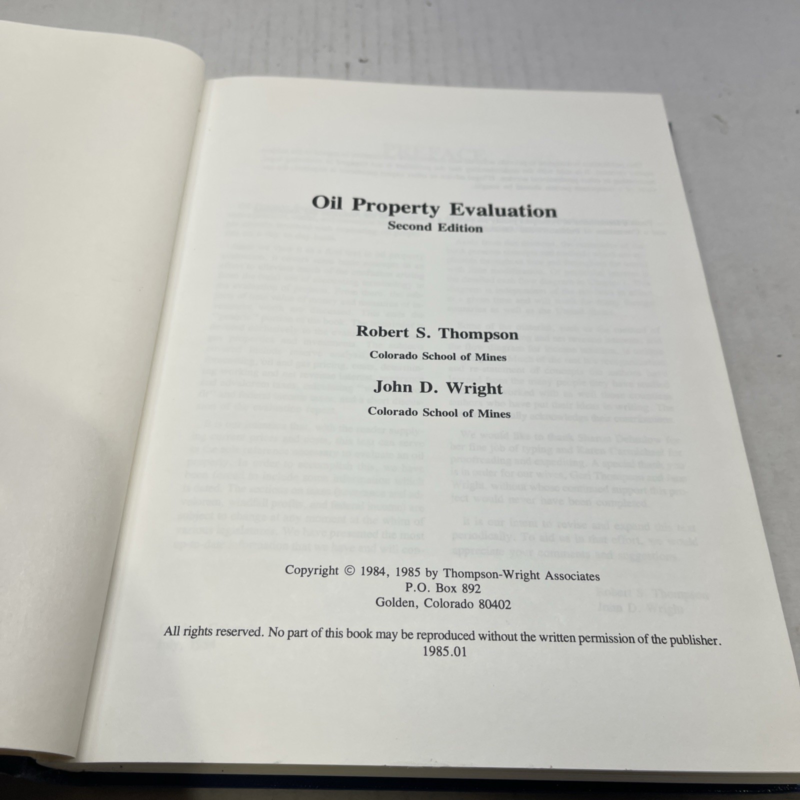 Oil Property Evaluation, Robert S. Thompson, John D. Wright