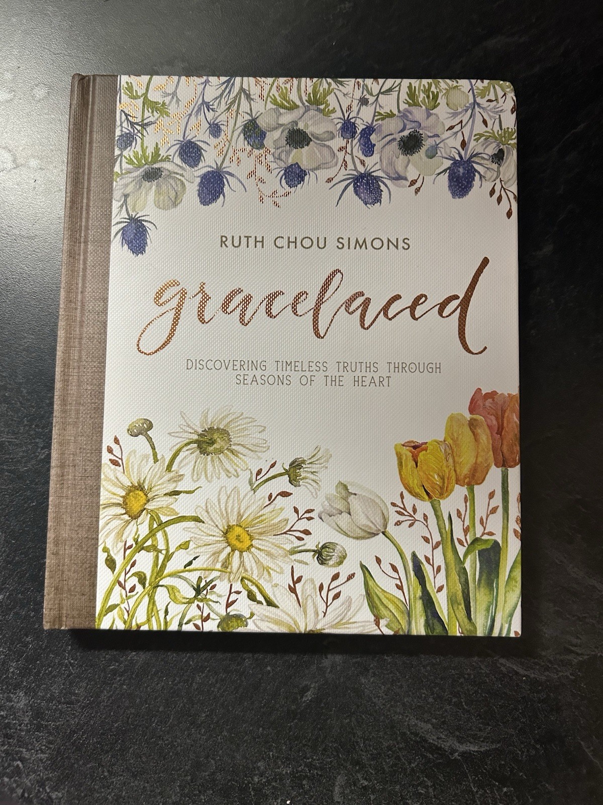 GraceLaced Journal Devotional by Ruth Chou Simons (Book, Christian)