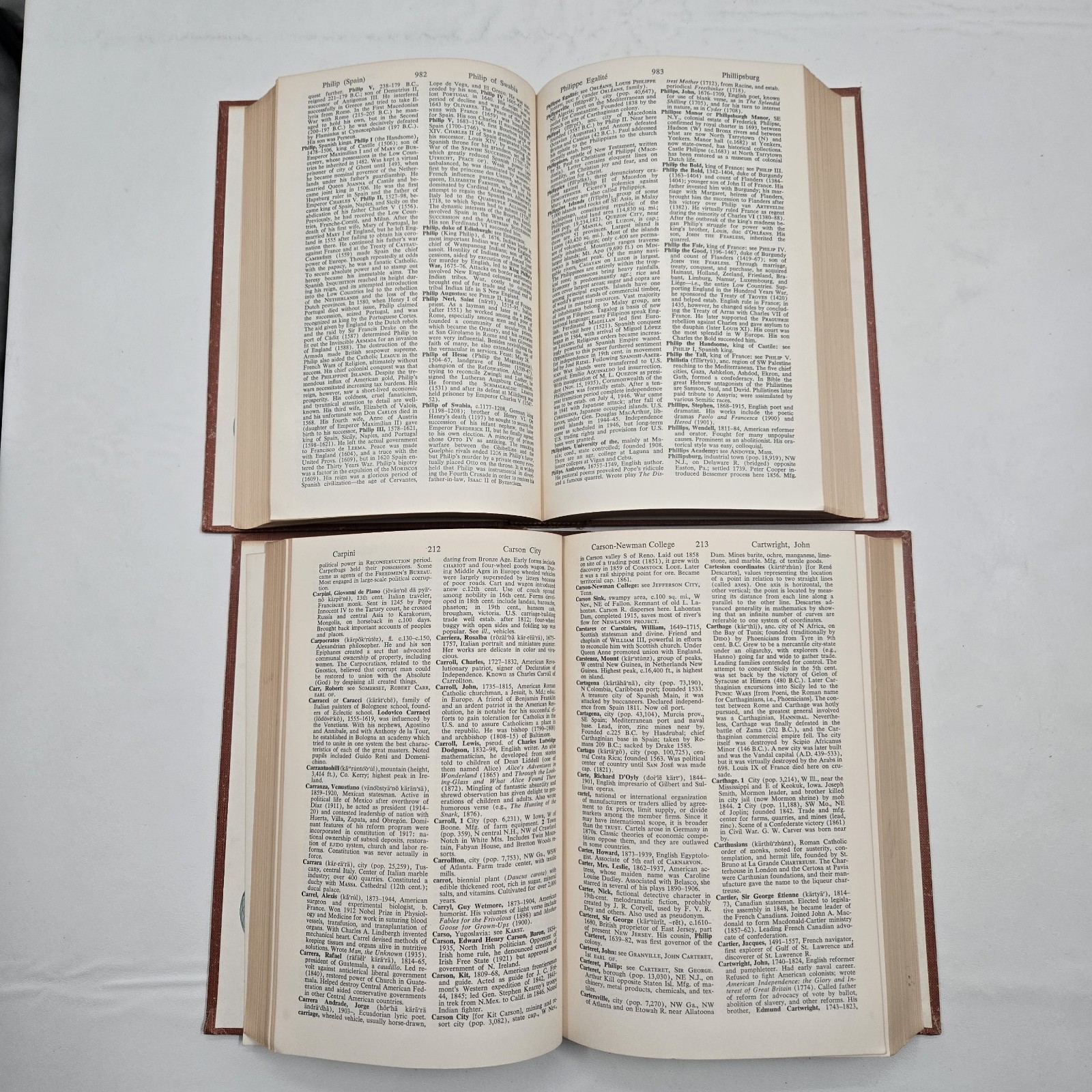 The Columbia Viking Desk Encyclopedia A-K, L-Z William Bridgwater 1953 HC
