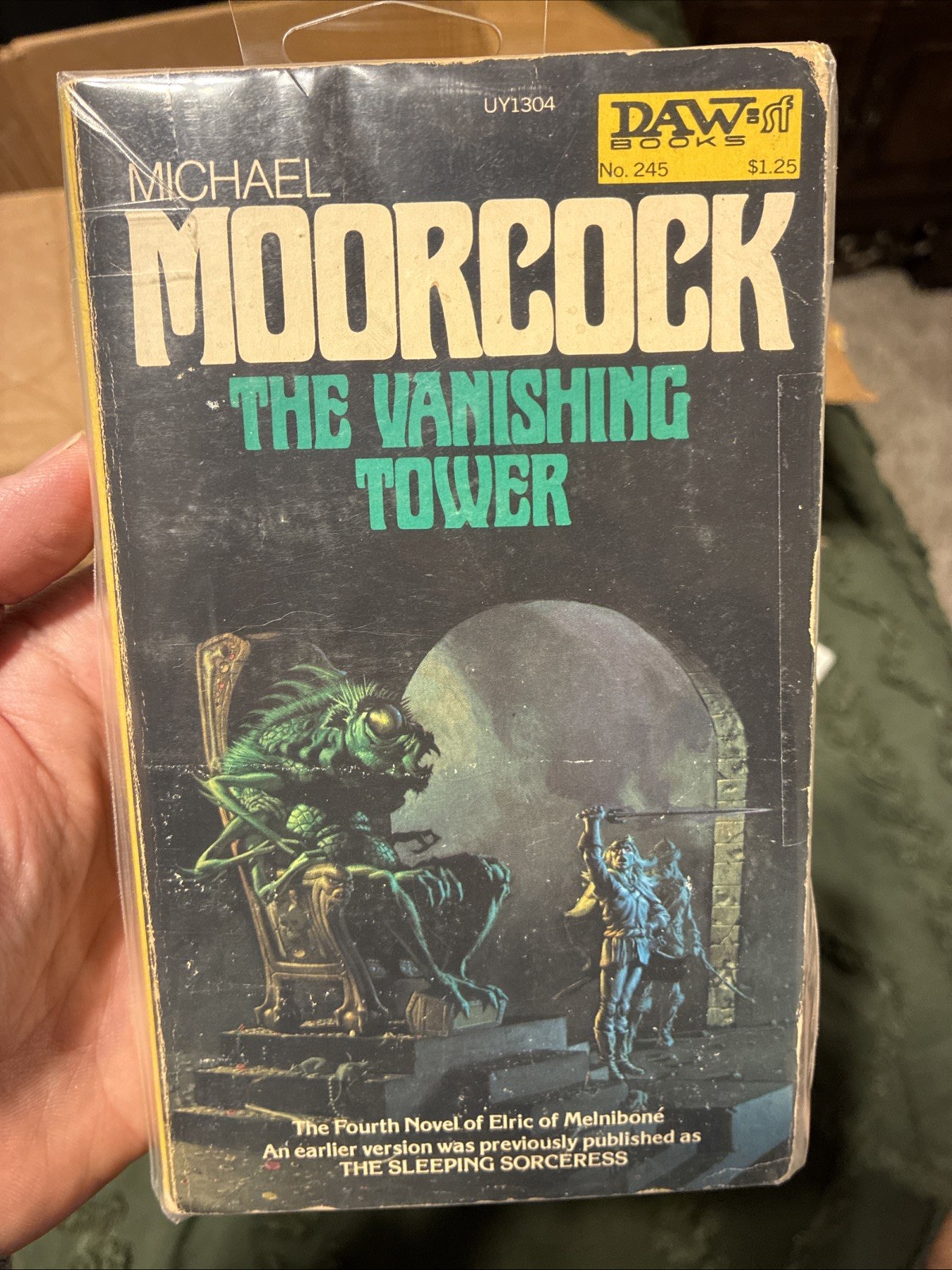 THE VANISHING TOWER Michael Moorcock 1st DAW Printing 1977 $1.25cover VG/F