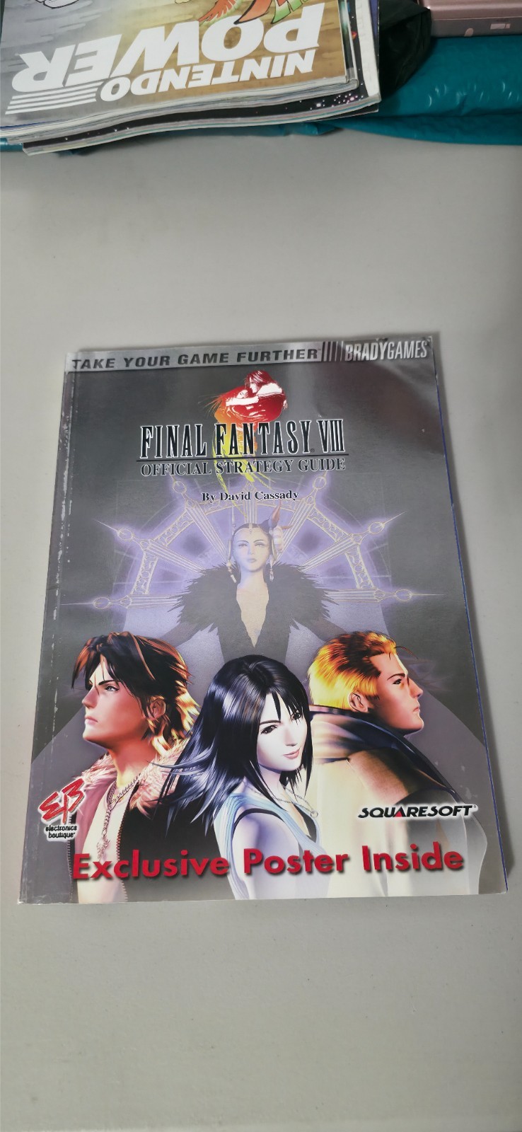 Final Fantasy VIII PS1 Strategy Guide + POSTER PlayStation 1 brady games