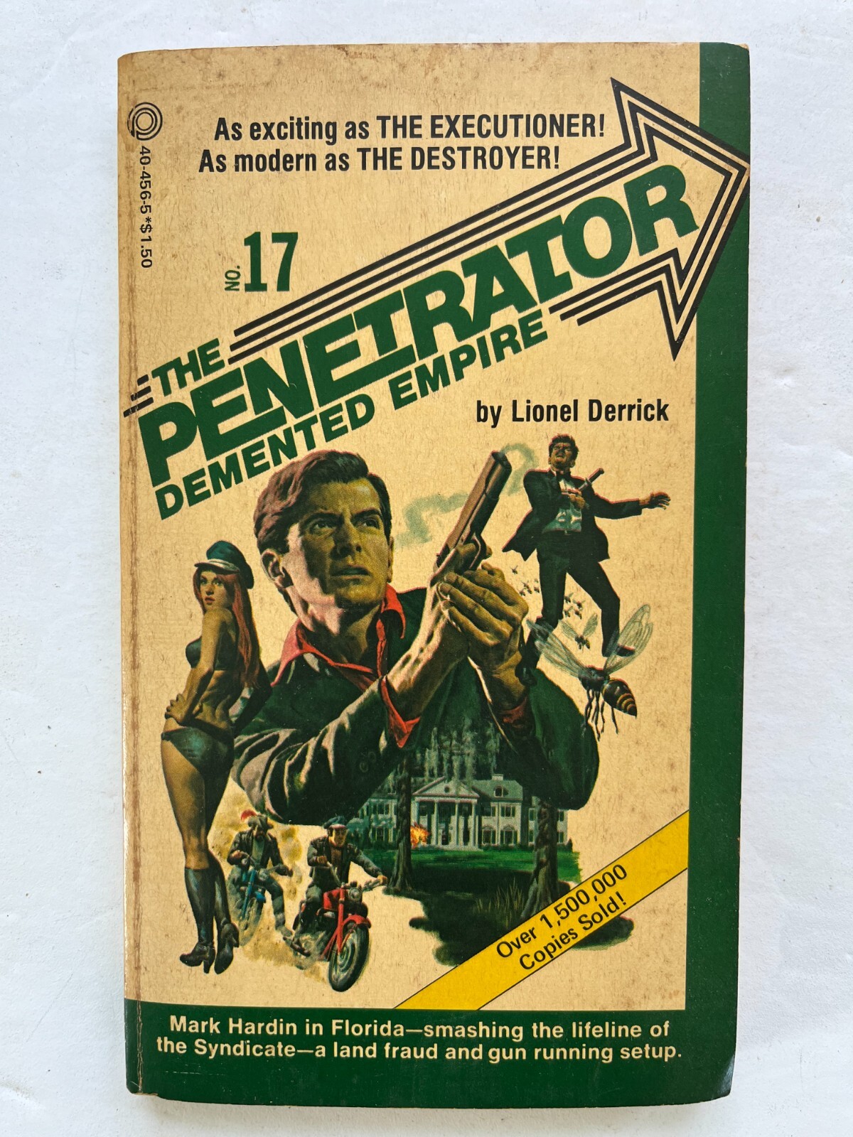 “The Penetrator” Lionel Derrick Paperback Pinnacle Pulp Fiction Select a Title