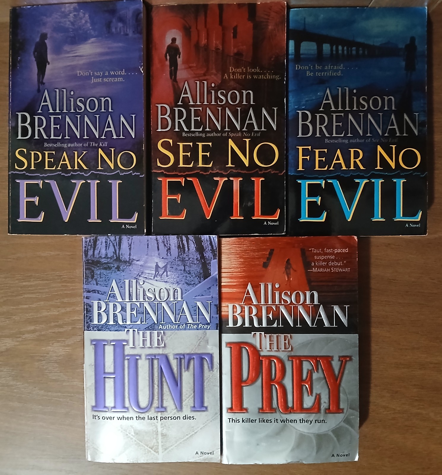 5 paperback suspense novels written by author Allison Brennan