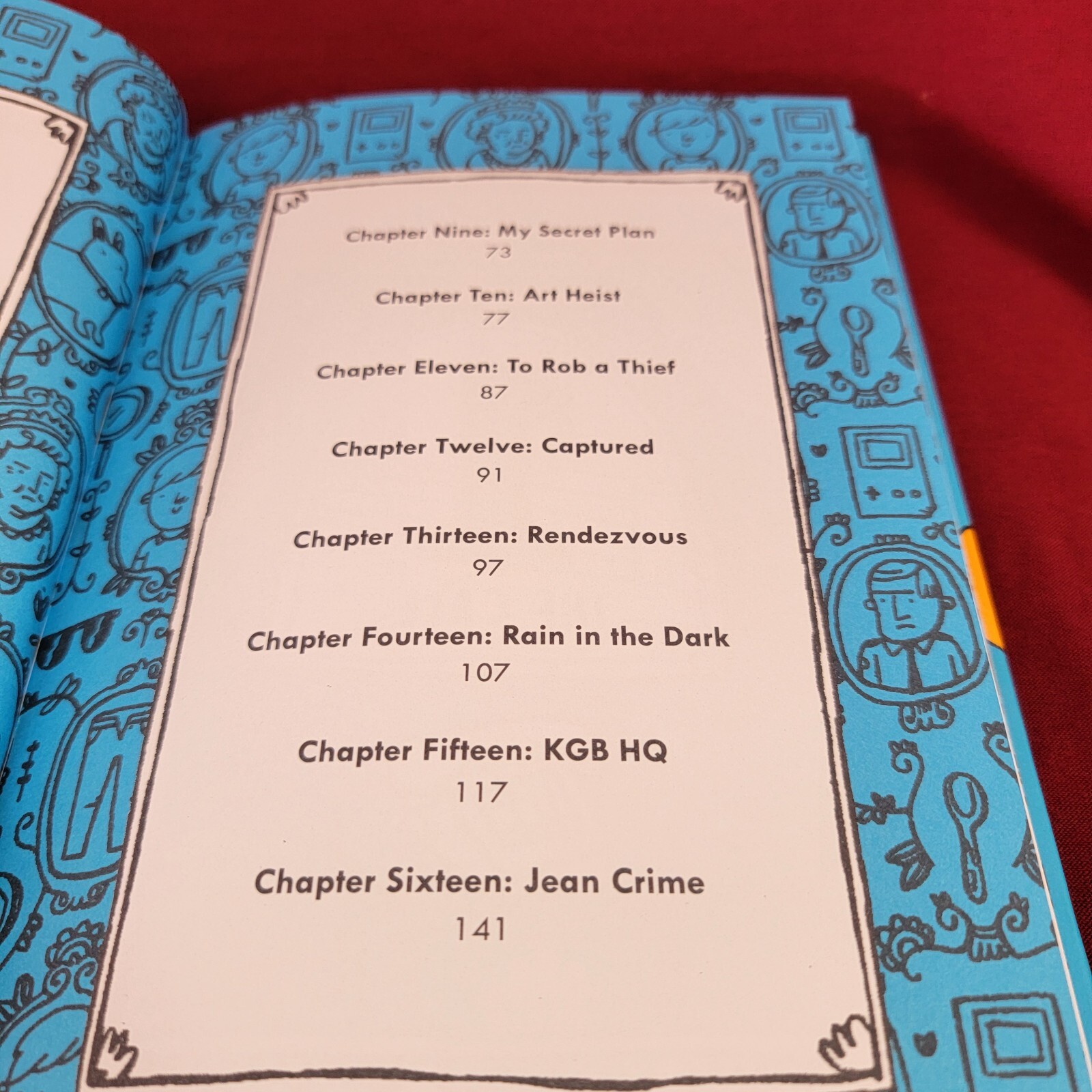 KID SPY Mac Undercover #1 by Mac Barnett 149 Pages Book has solid Binding