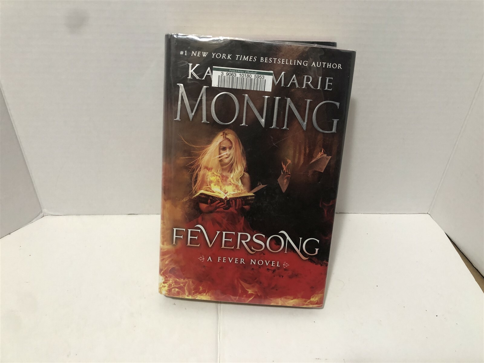 KAREN MARIE MONING FEVERSONG A FEVER NOVEL HARD COVER BOOK