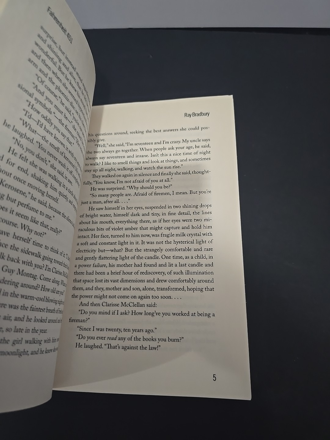 Fahrenheit 451 : A Novel by Ray Bradbury (Paperback) – Classic Sci-Fi