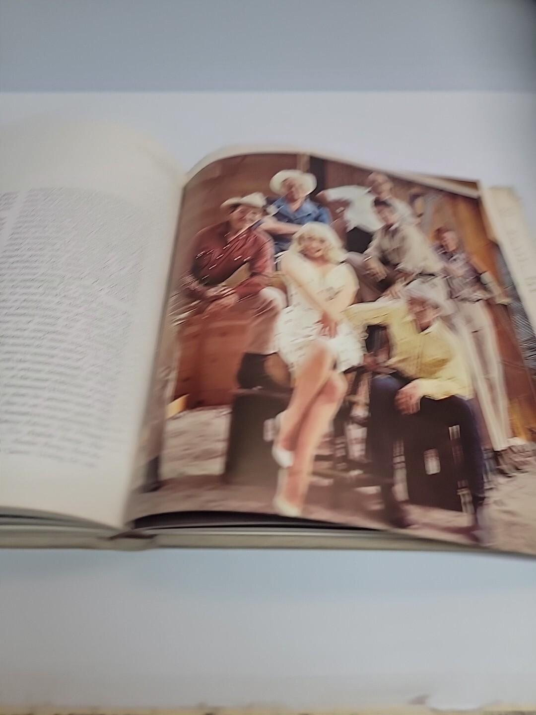 MARILYN: A Biography by Norman Mailer – 1973 – First Print. Great Story/!°Pics..