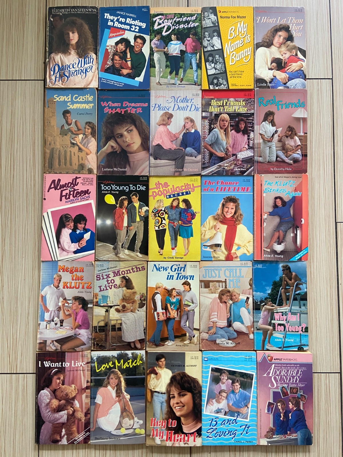 25 Vintage 1980s Teen Paperbacks – Peak Mall Hair & Teen Drama!