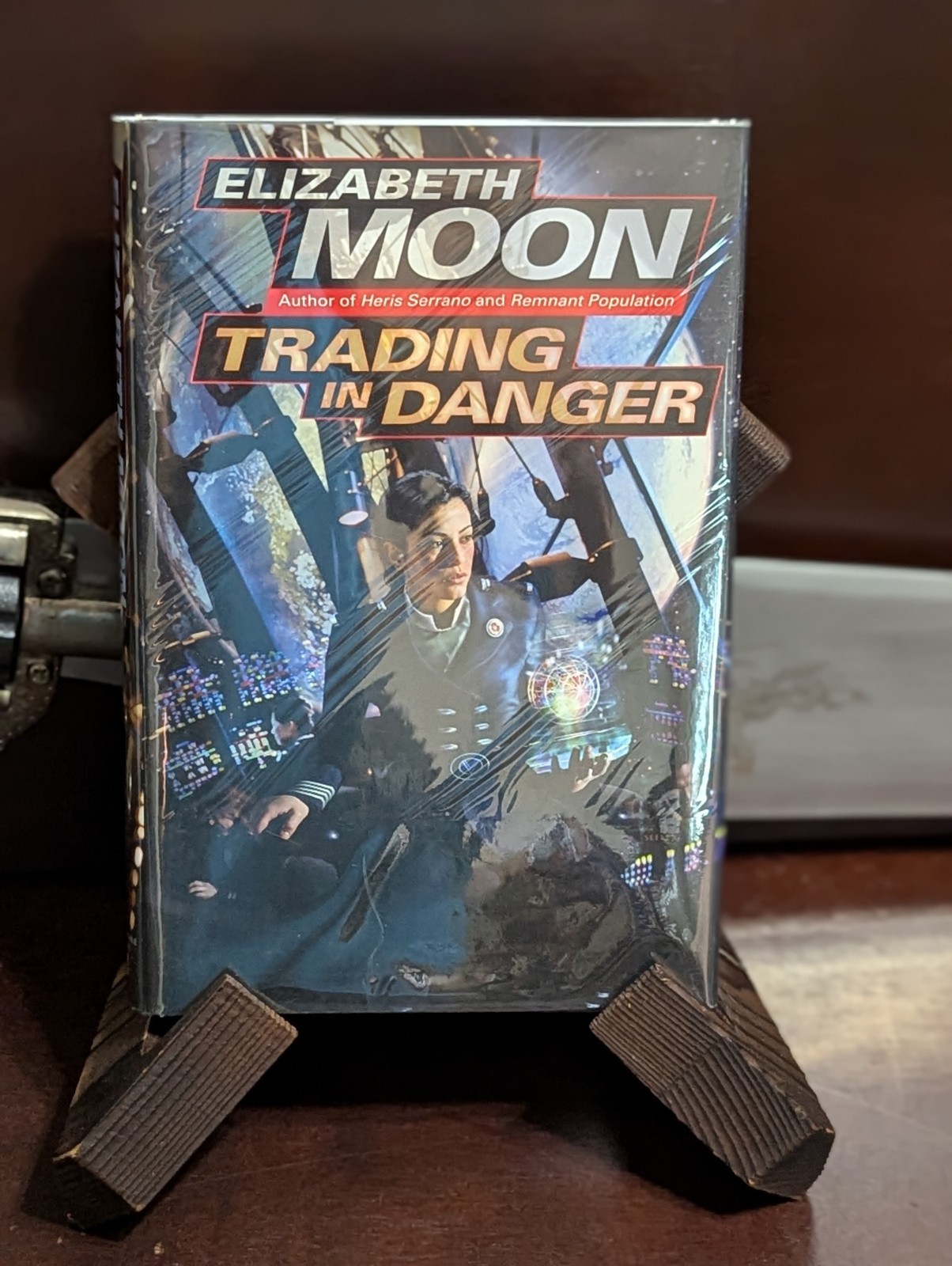 Elizabeth Moon Trading in Danger 2003 BCE Hardcover Mylar LN Vatta’s War