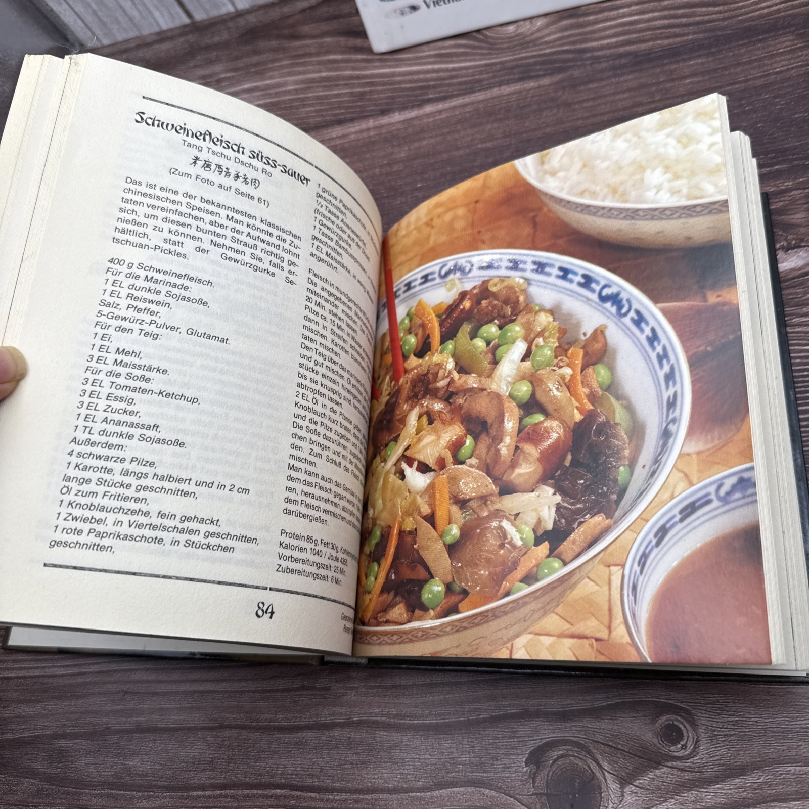 2 German Language Cookbooks Asian Chinese Cooking Kochen Vintage HC Books