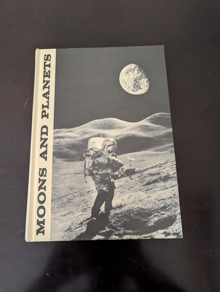 Moons And Planets William K. Hartmann 1973 Revised printing Apollo era