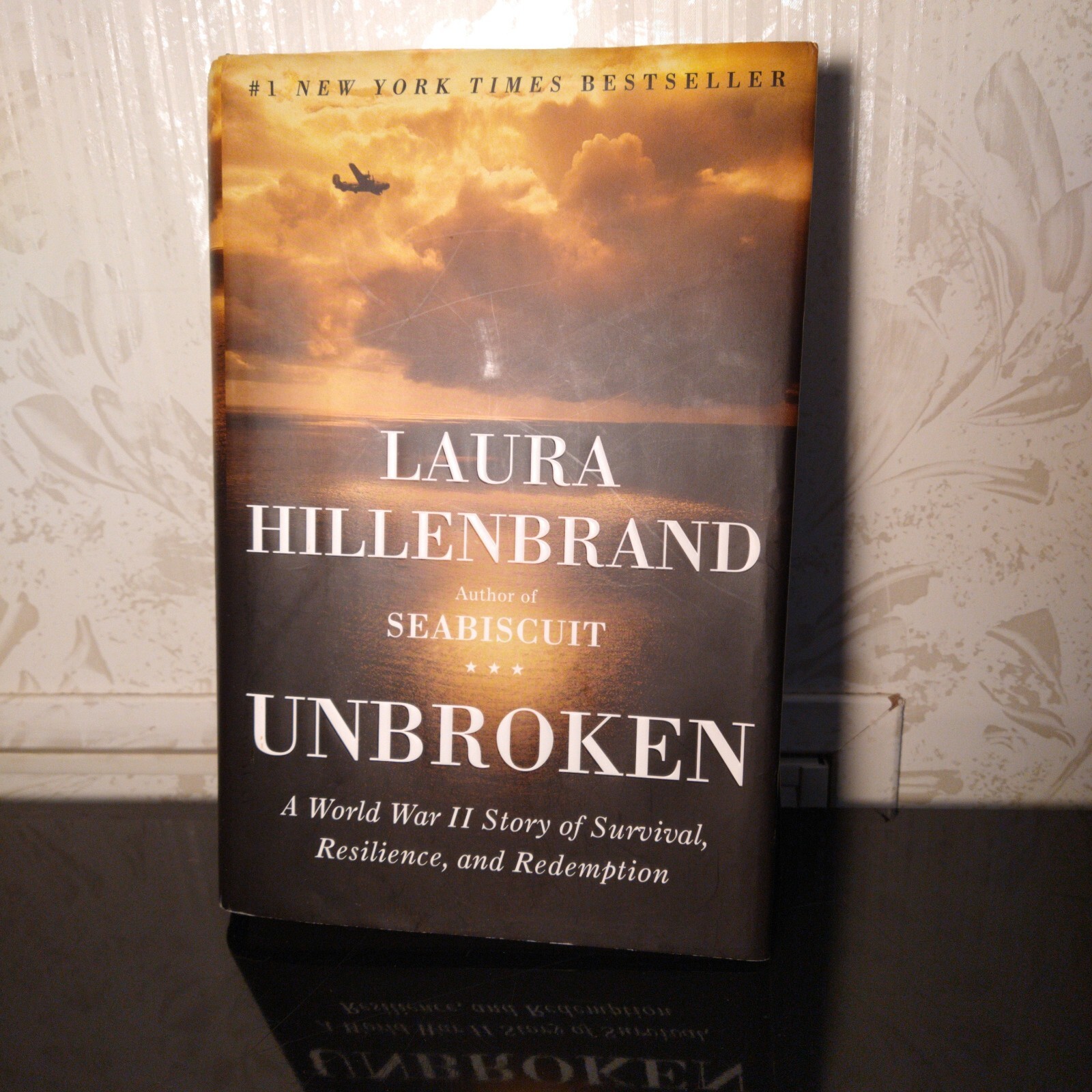 Unbroken by Laura Hillenbrand Hardcover Book with Dust Cover Jacket