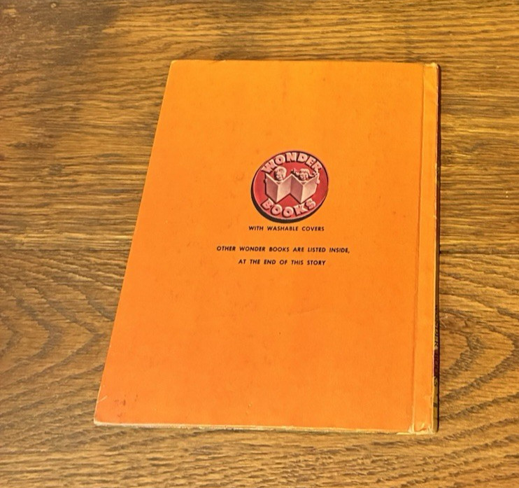 Casper the Friendly Ghost in Ghostland Wonder Books Vintage 1965 Washable Cover