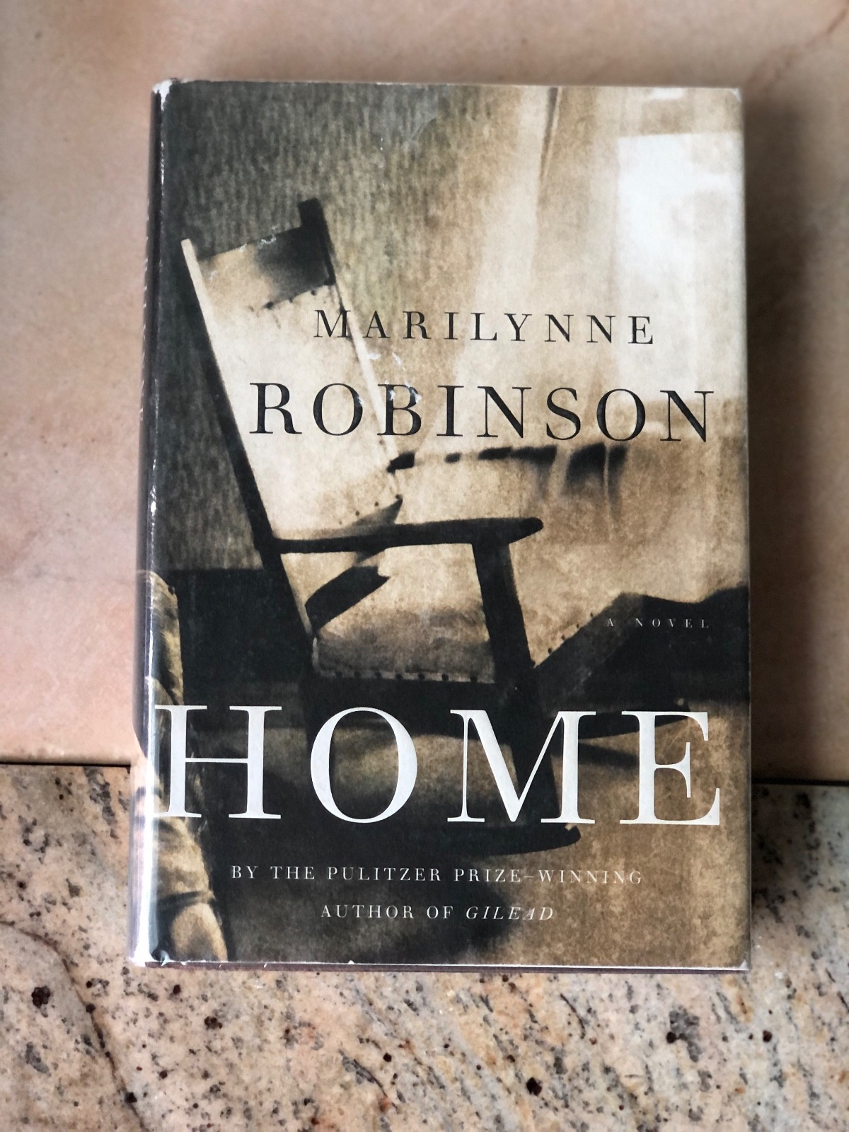Home by Marilynne Robinson 2008 1st edition 1st print HC/DJ – Mylar Cover