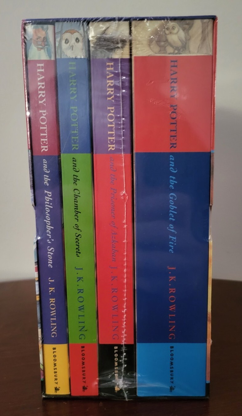 Harry Potter Children’s Edition 4 Book Softcover Boxset Unopened & Sealed