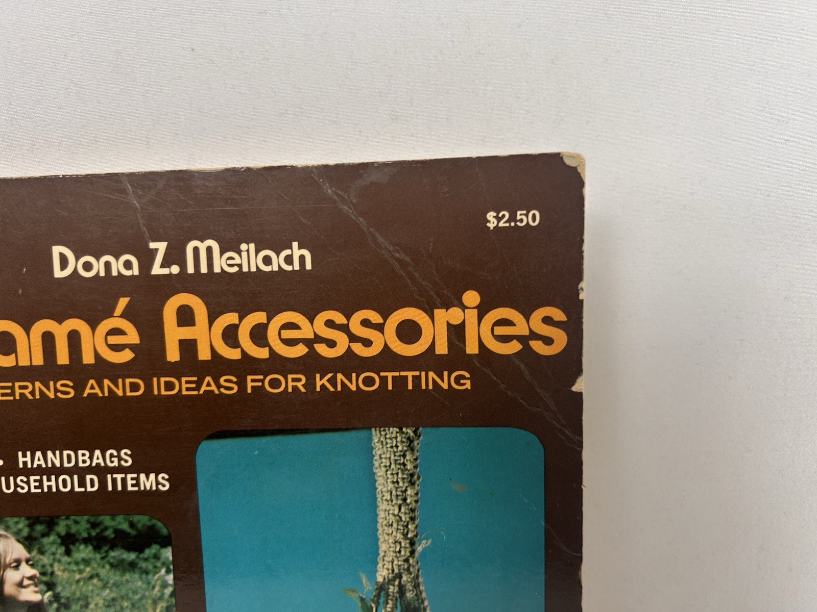 Macrame Accessories Vintage Pattern Book by Dona Z Meilach 1973