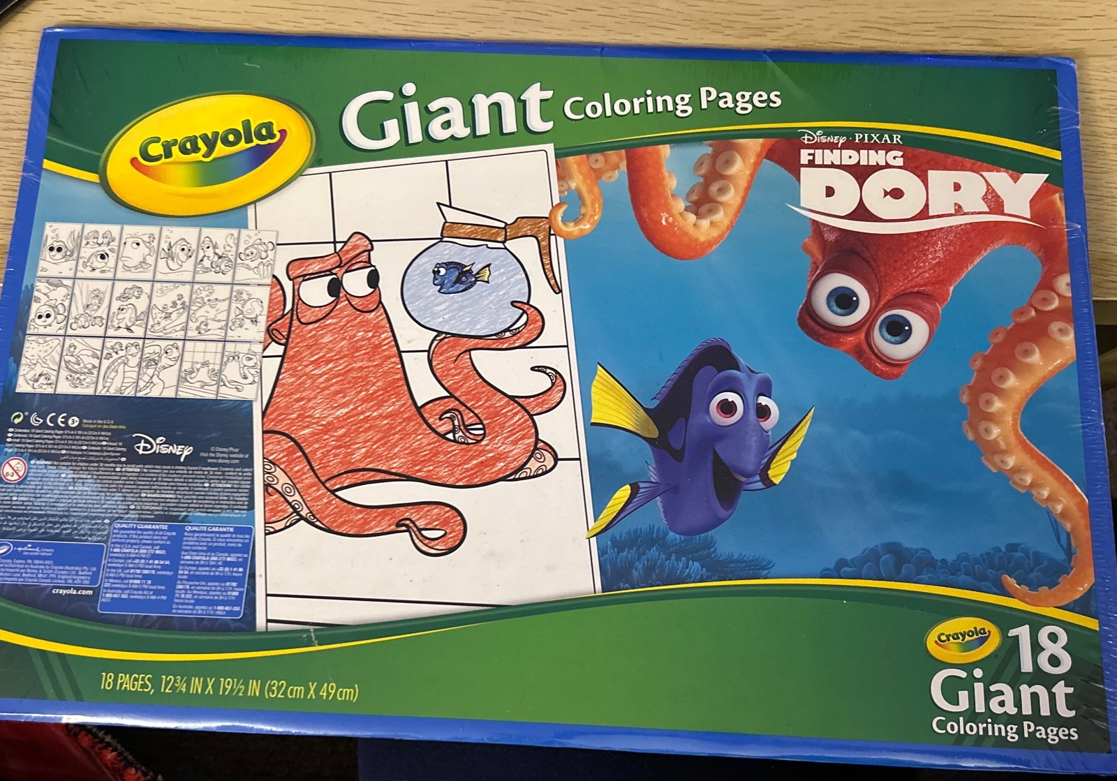 Disney Pixar Finding Dory Crayola Giant 18 Coloring Pages Book Brand New Sealed