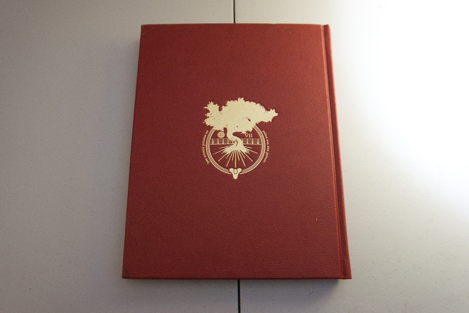 Destiny Grimoire Anthology Volume II : Fallen Kingdoms by Bungie Inc. WITH CODE