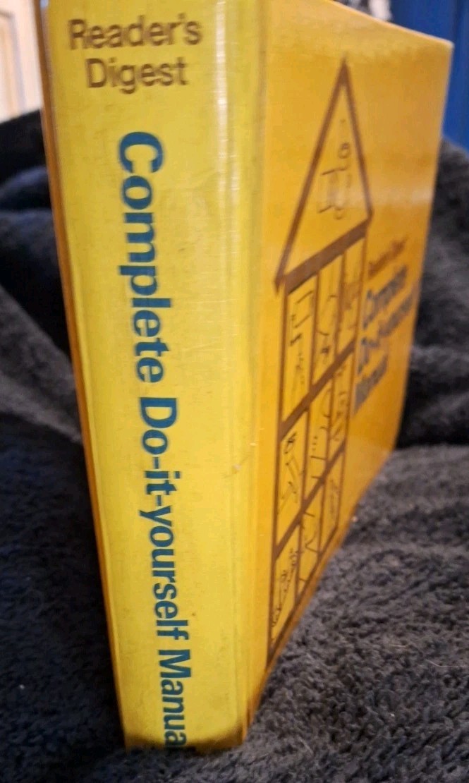 Reader’s Digest Complete Do It Yourself Manual 1973 Hardcover DIY Repairs VTG