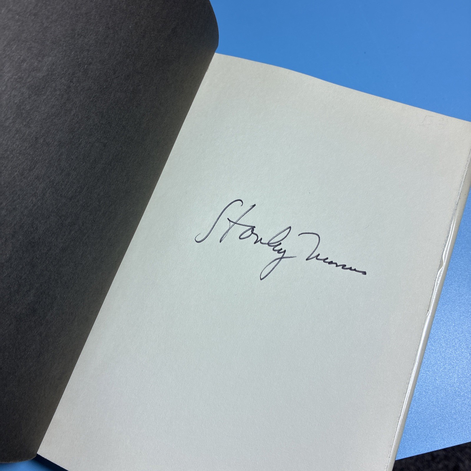 Minding the Store by Stanley Marcus (1974, Hardcover) AUTHOR SIGNED 2nd PRINTING