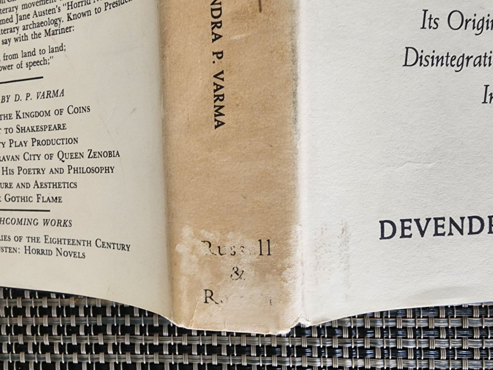 The Gothic Flame Devendra P Varma 1966 Russell & Russell Gothic Novel History