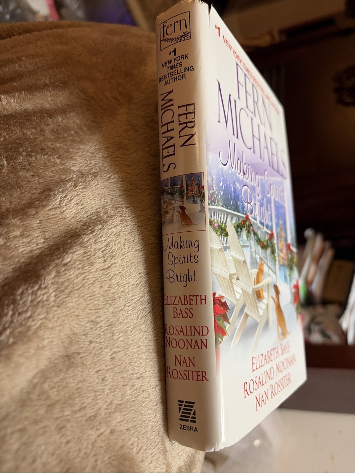 Making Spirits Bright Fern Michaels Hardcover Christmas Romance Anthology Novel