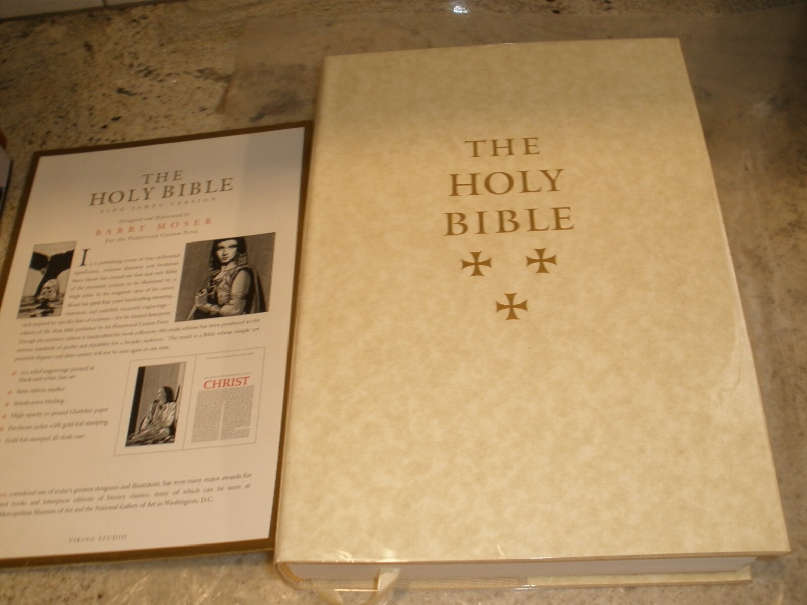 BARRY MOSER HOLY BIBLE 1ST EDITION 1999 HC CLEAR DJ