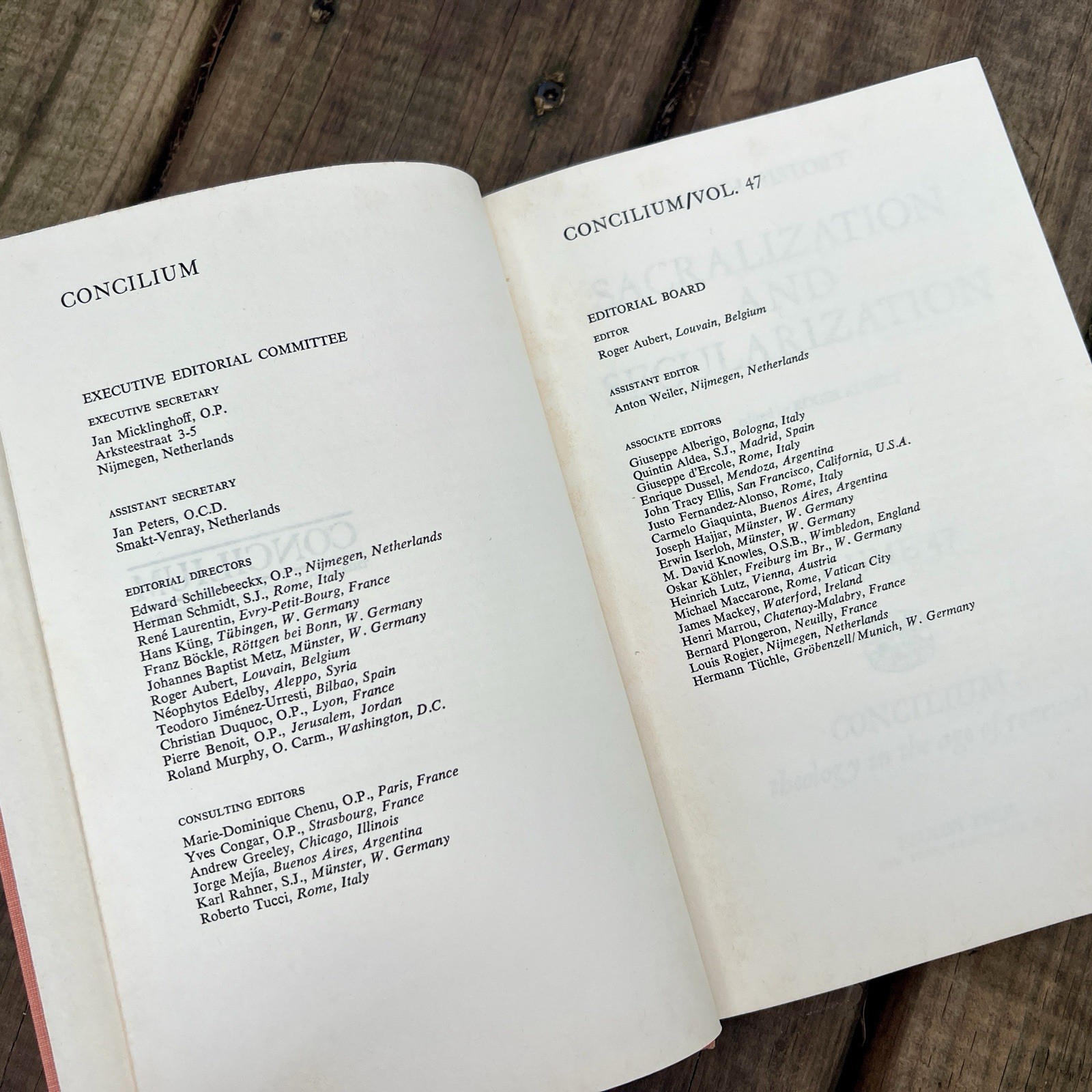 Sacralization Secularization 1969 Church History CONCILIUM Vol. 47 Paulist Press