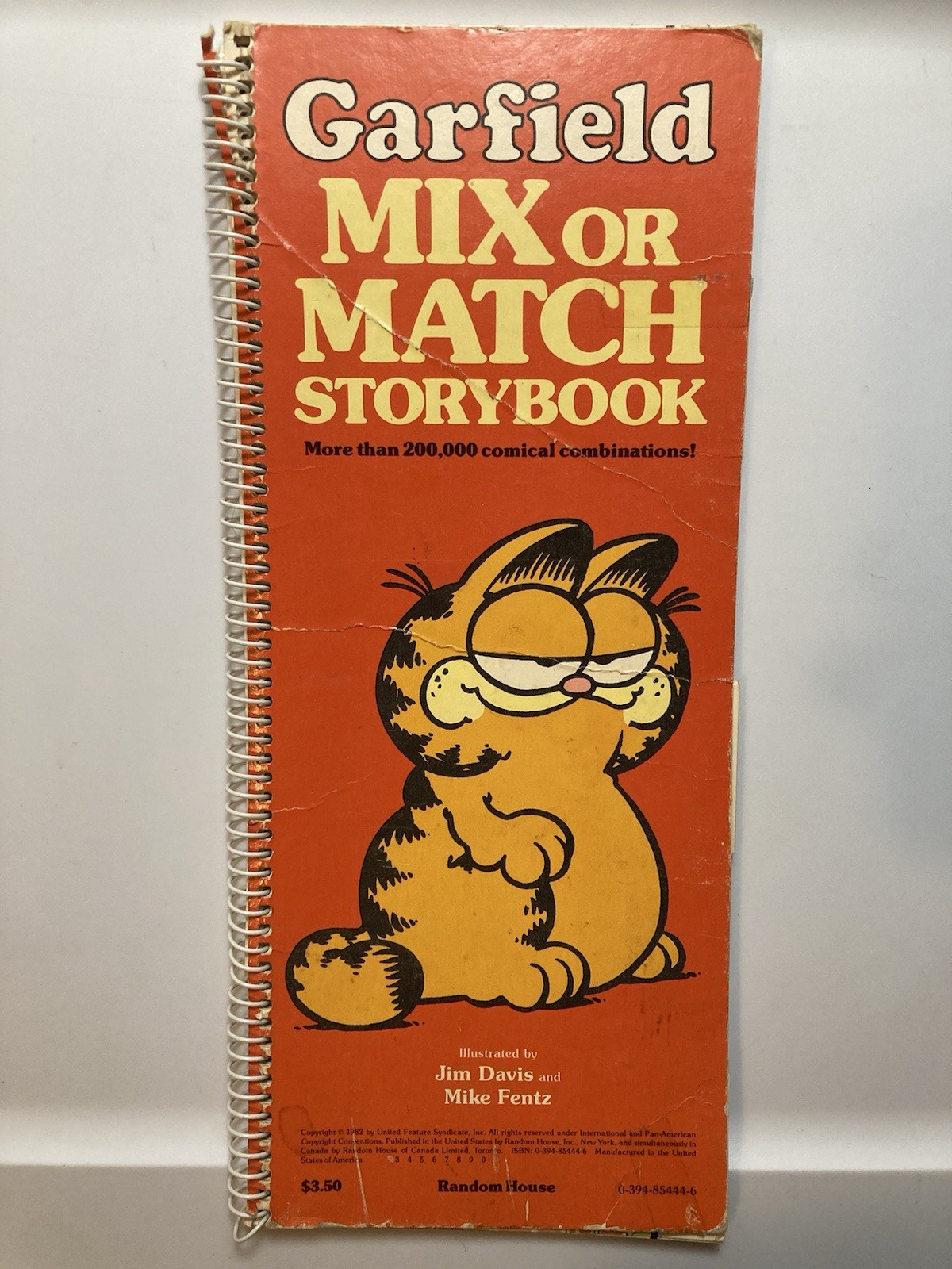 1982 Garfield Mix or Match Storybook, Long Spiral Bound Flip Book 200,000 Combos