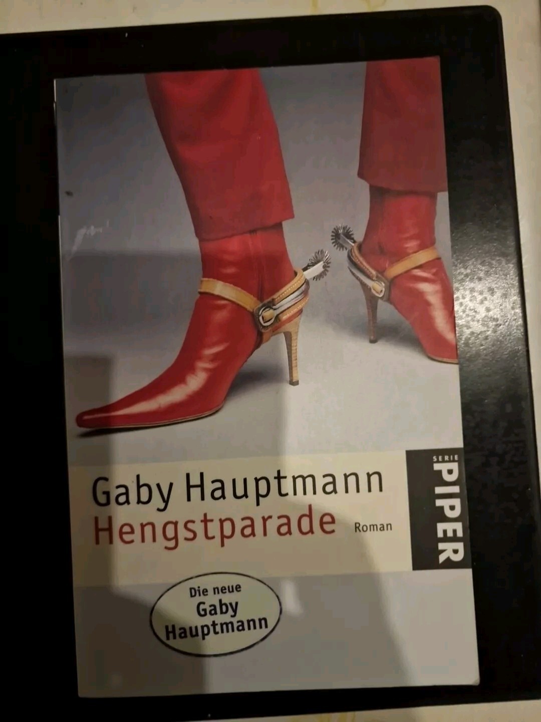 Gaby Hauptmann – Hengstparade Roman