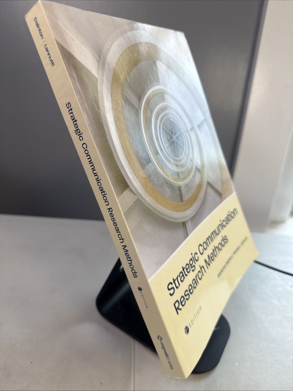 Strategic Communication Research Methods by Marianne Dainton: New