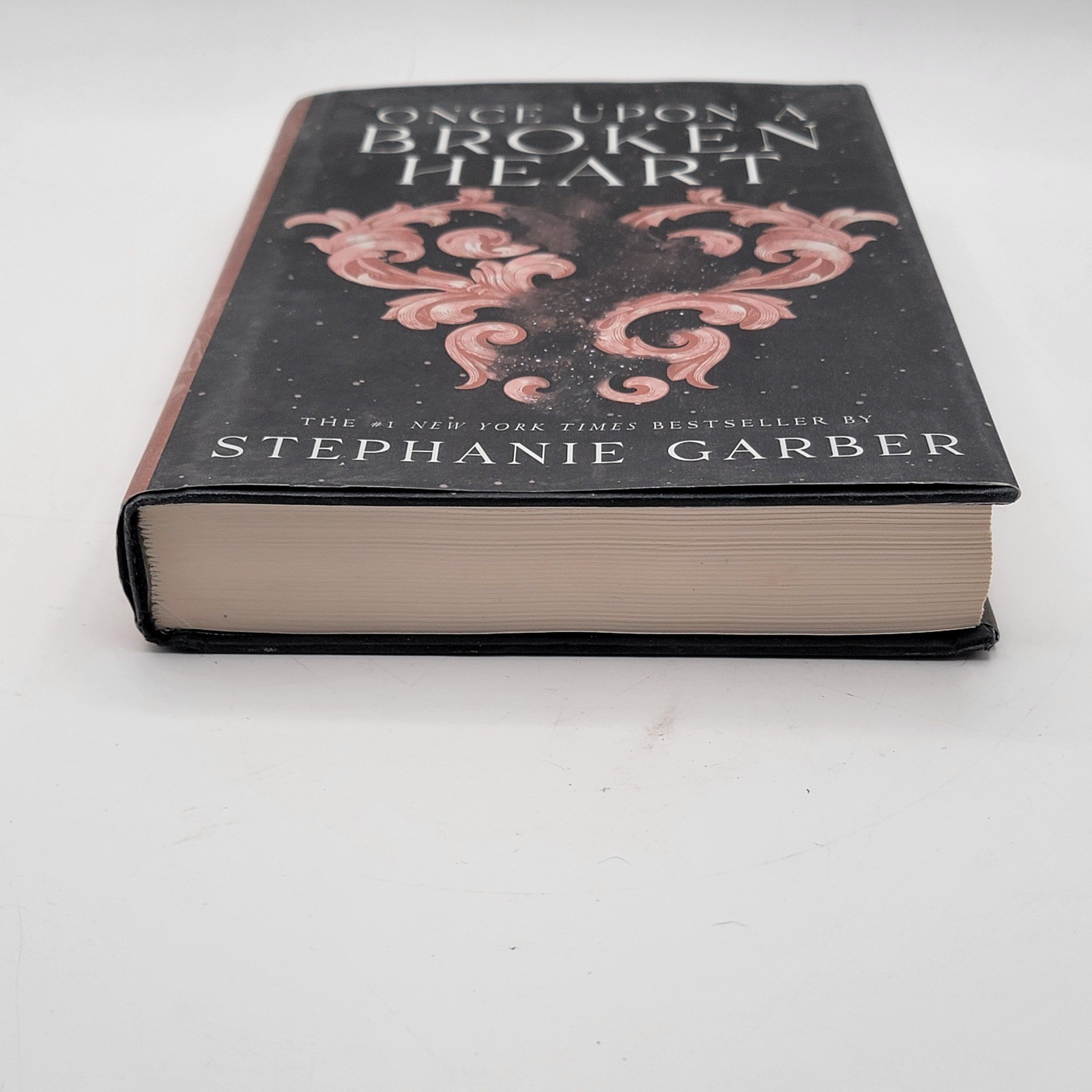 Stephanie Garber Once Upon a Broken Heart Hardcover First Edition 2021 Excellent