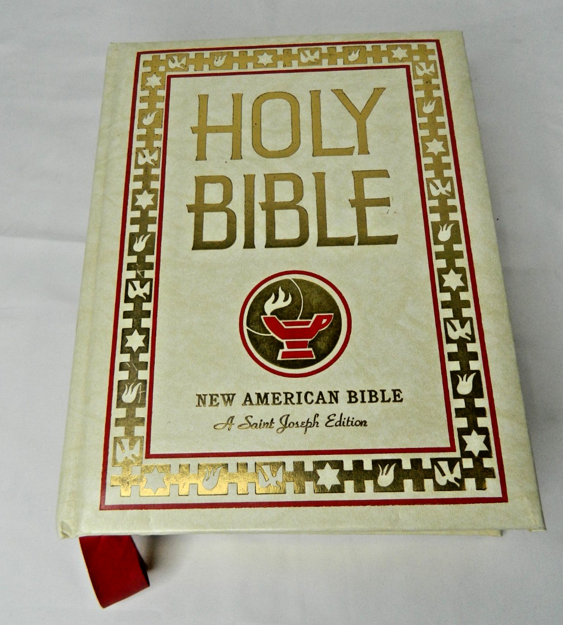 Saint Joseph Family Edition of the Holy Bible: The New American Bible Large Type