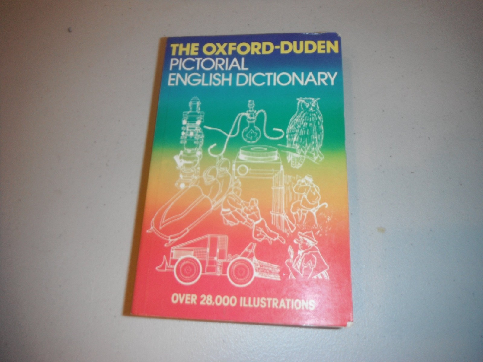 The Oxford-Duden Pictorial English Dictionary (Oxford Paperback Reference) -…
