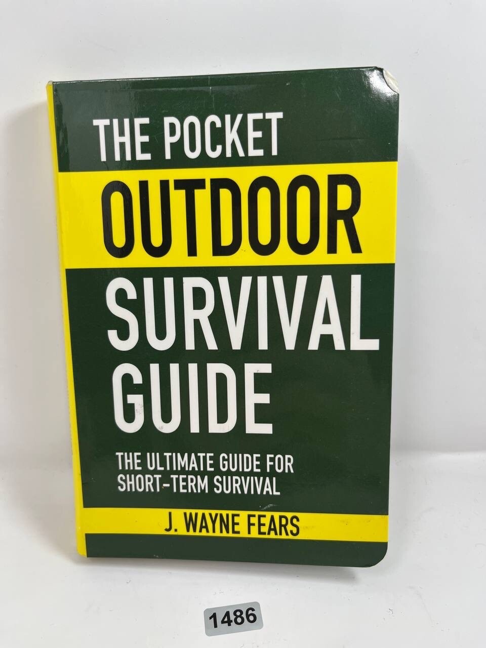 Pocket Outdoor Survival Book The Ultimate Guide Short-Term Survival 142 Pages
