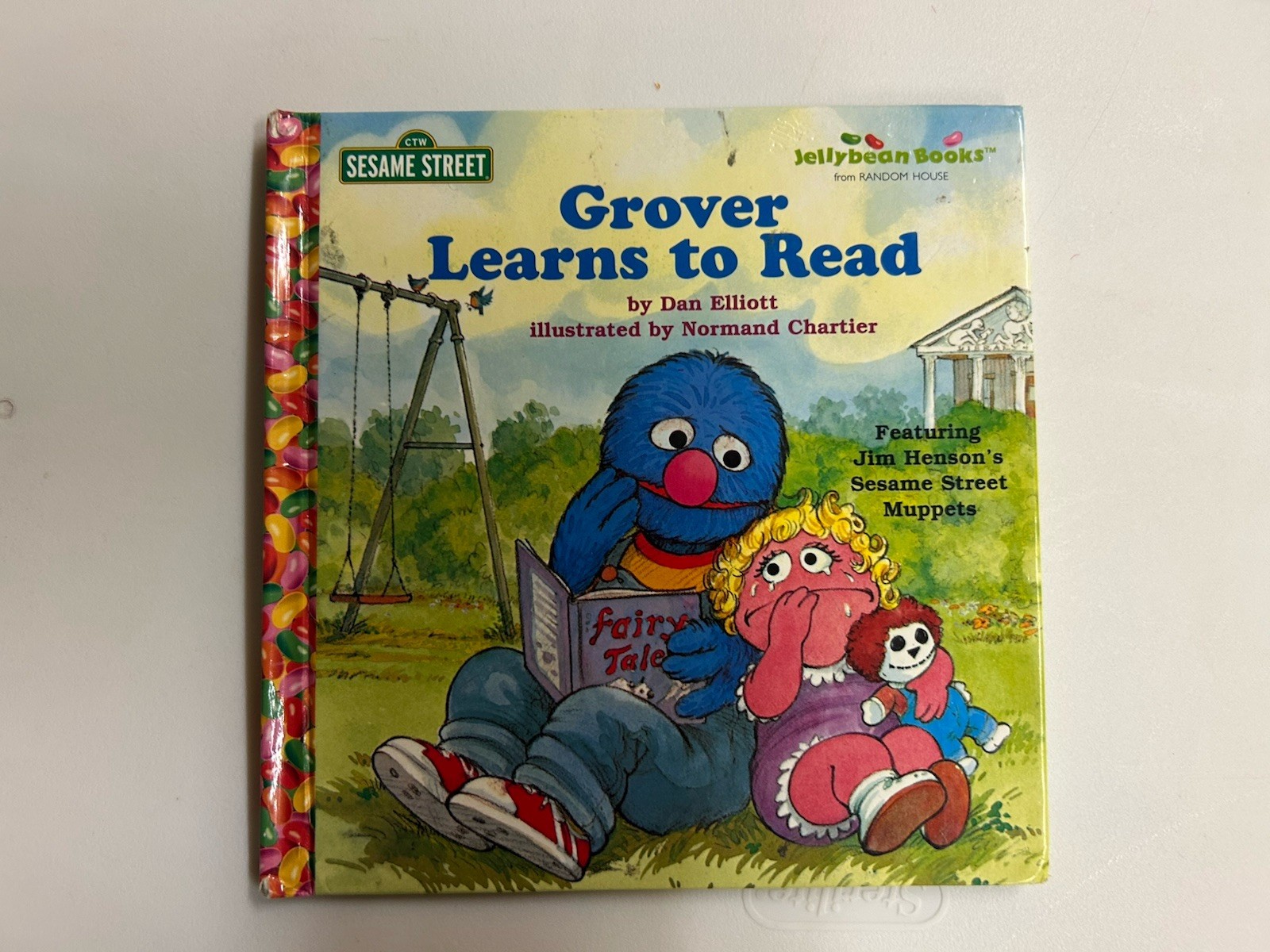 Grover Learns to Read, Dan Elliott & Sesame Street Staff (1999,HC) 1st Printing