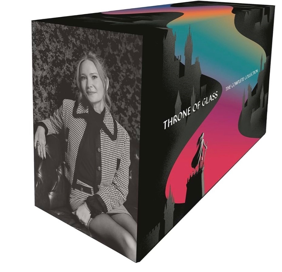 Throne of Glass Paperback Box Set **NEW**