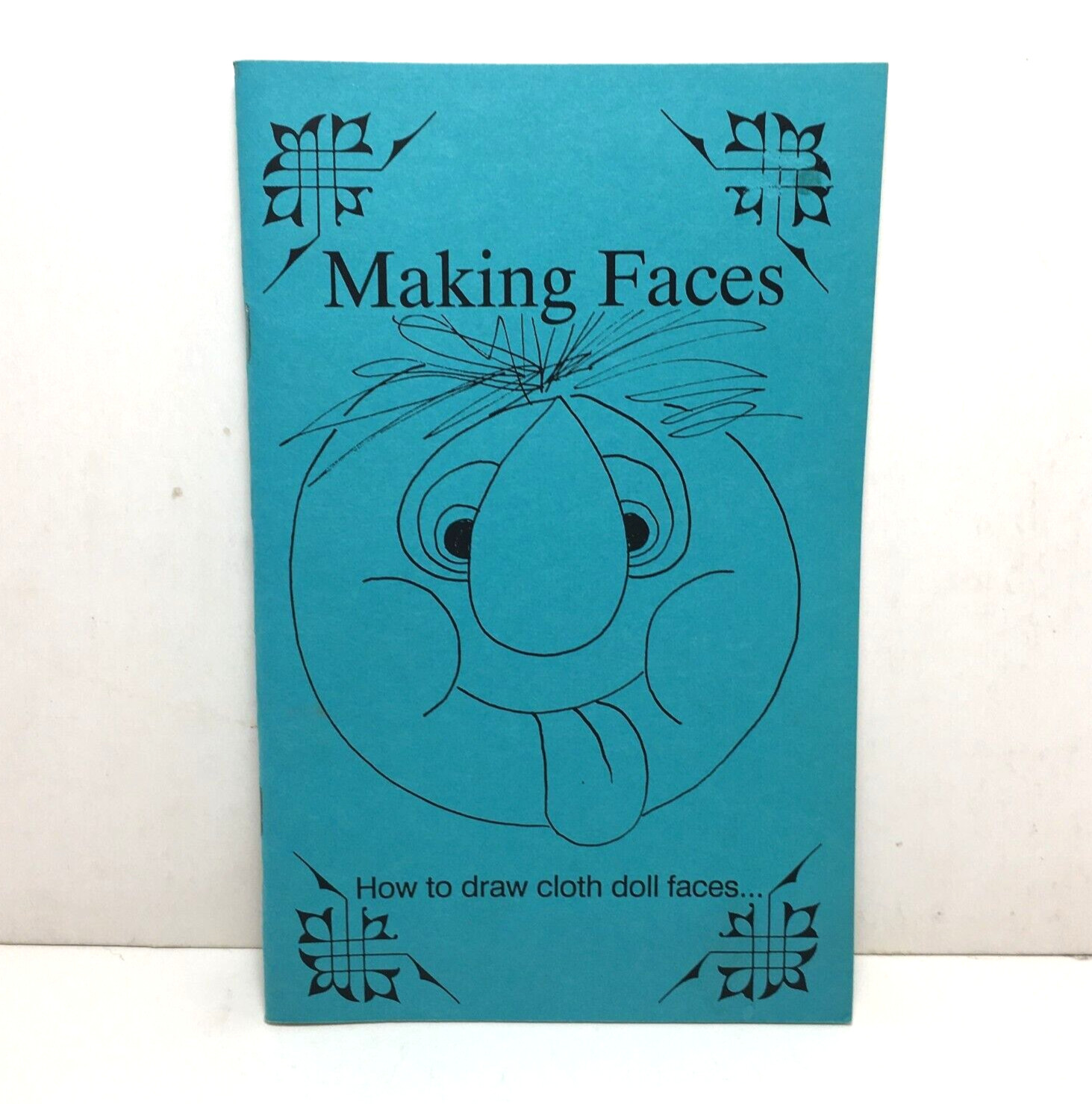 Making Faces by Virginia Robertson – draw cloth doll faces Vintage booklet