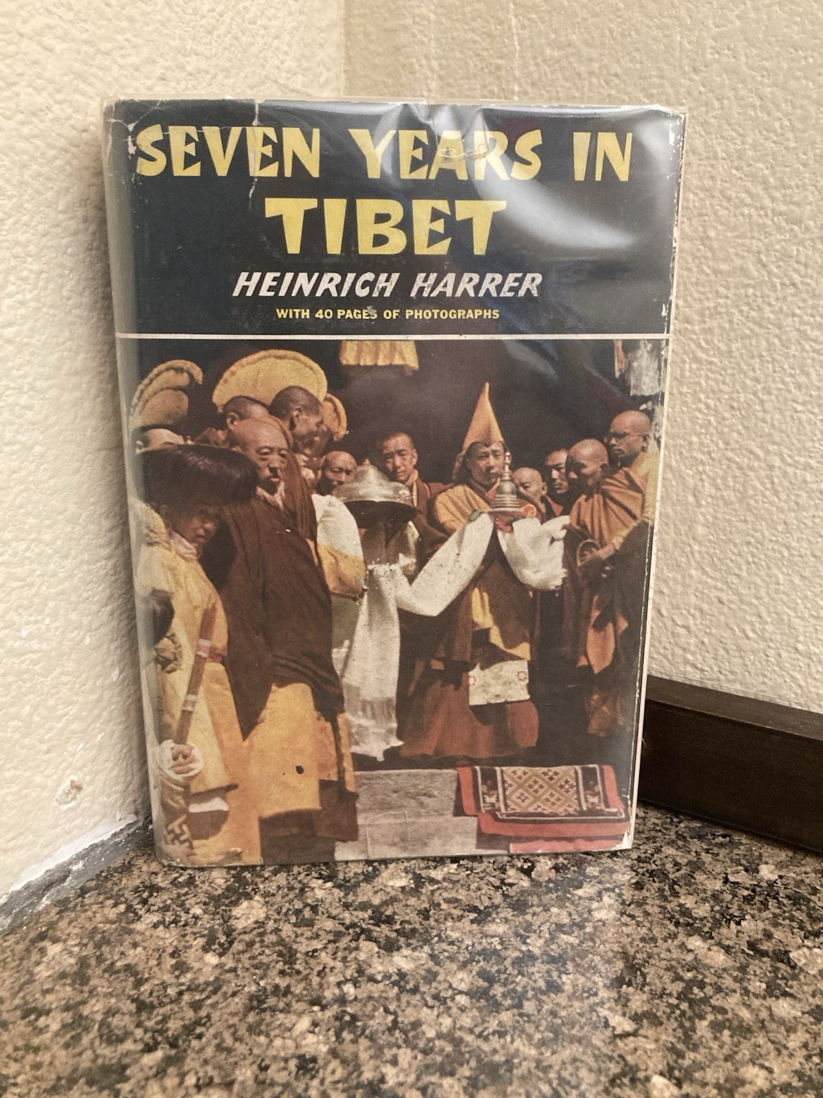 Seven Years in Tibet – Heinrich Harrer – 1st Edition HC DJ Photos 314 pages