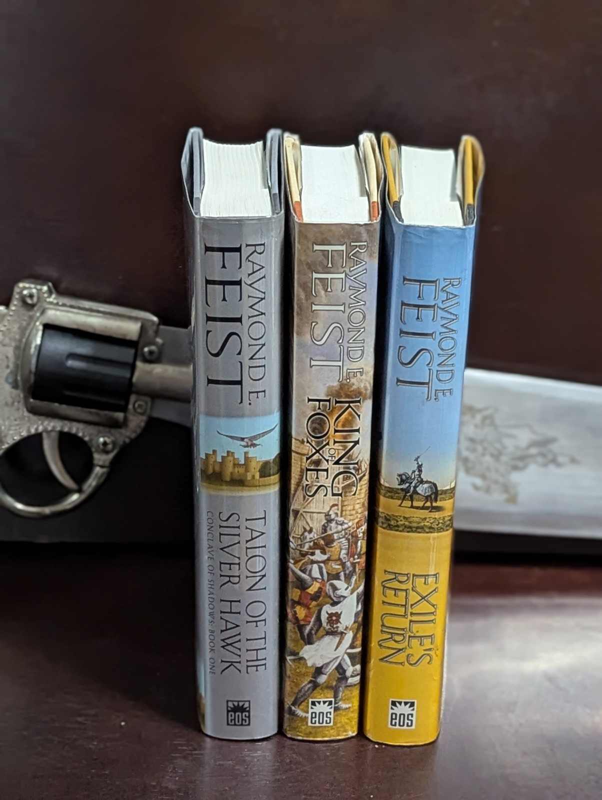 Raymond E. Feist Conclave of Shadows 3-Book 1st/1st Set Eos HC/DJ LN Mylar2003