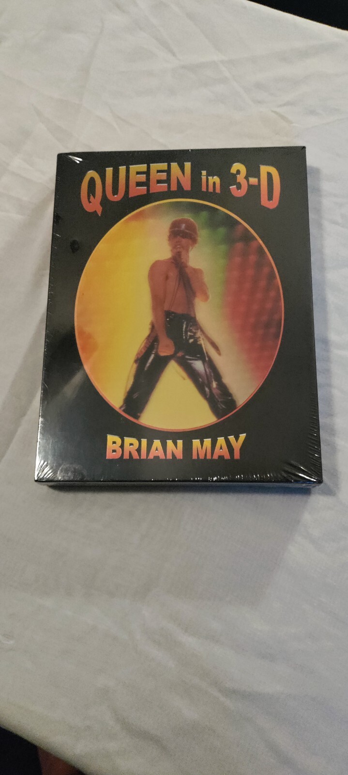 Queen in 3-D by Brian May (2018, Hardcover)