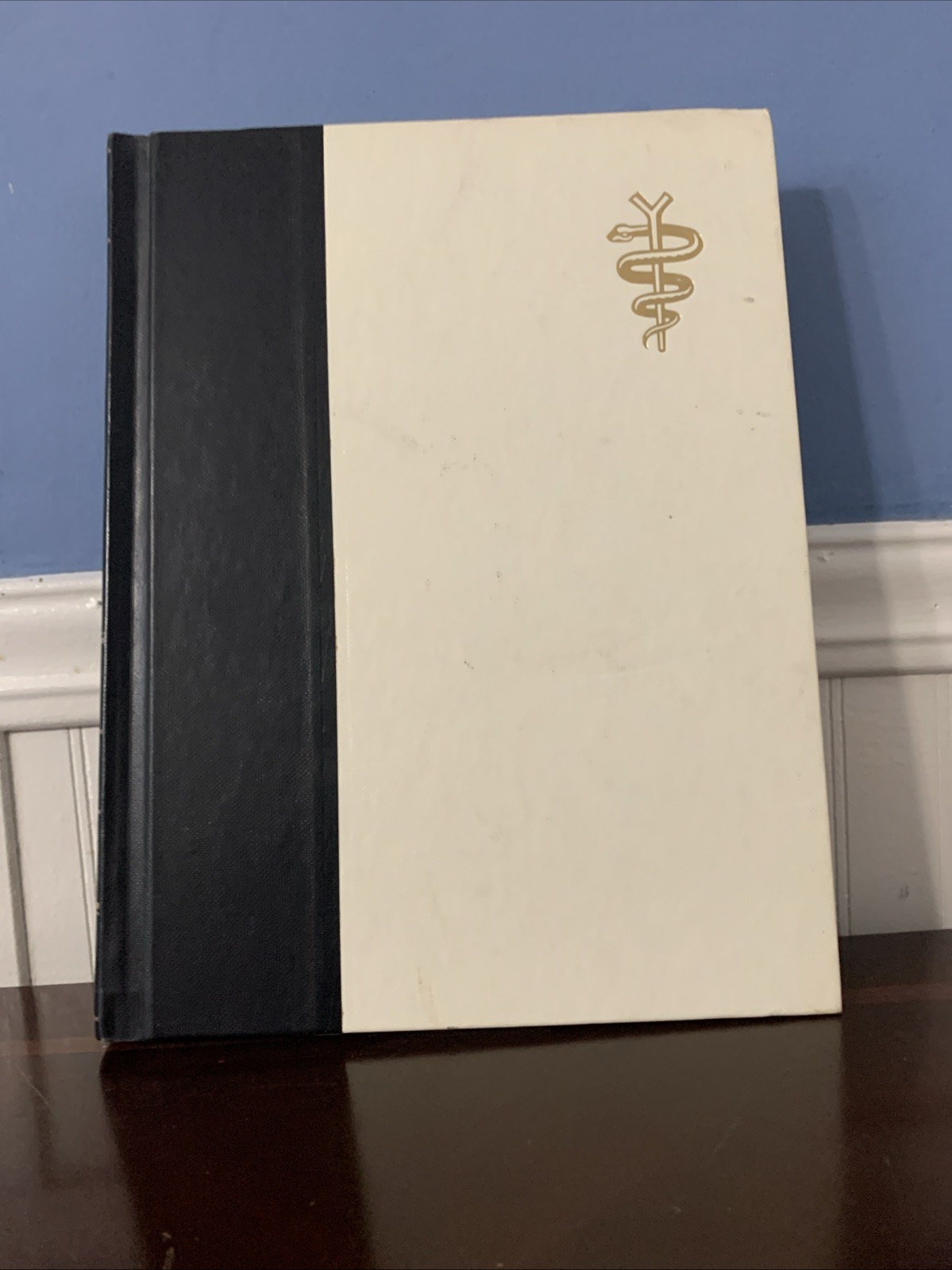 Encyclopedia Britannica Medical and Health Annuals 1990 Hardcover