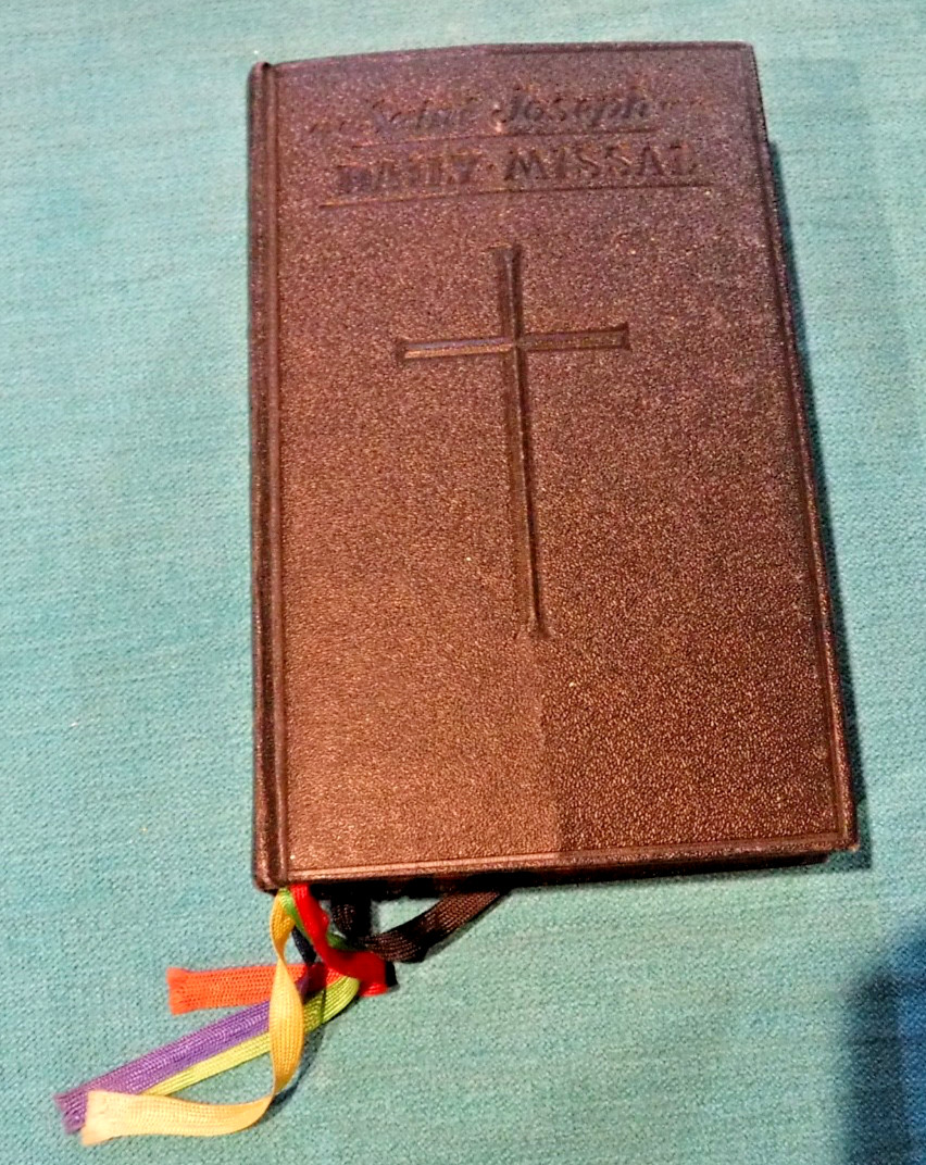 SAINT JOSEPH DAILY MISSAL BY REV HUGO H HOEVER VINTAGE 1956 CATHOLIC BOOK